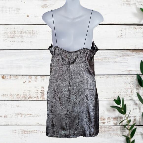 Wild Fable Gunmetal Spaguetti Straps Shift Mini Dress Size M - Picture 4 of 7